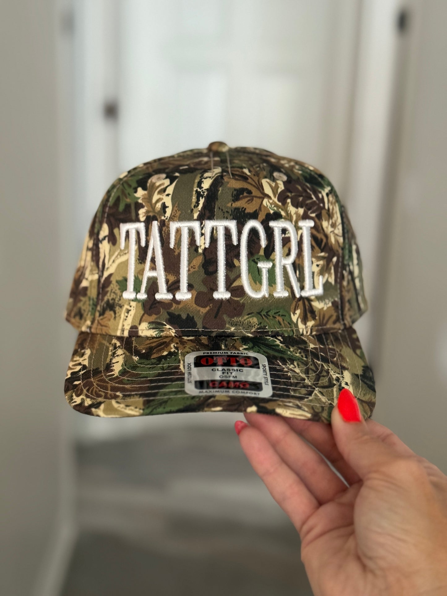 TATTGRL - Trucker Hat: Camo